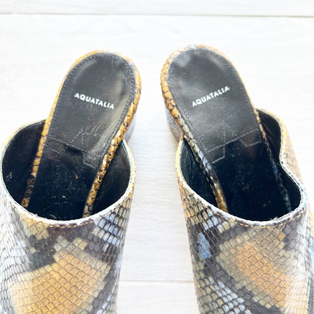 Aquatalia Made in Italy Leather Yellow & Blue Snake Peep Toe Wedge Sandals 7.5 - Picture 4 of 7